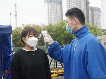 众志成城战疫魔 未雨绸缪迎开学 ——碧波中学开展新冠肺炎疫情防控应急实战演练
