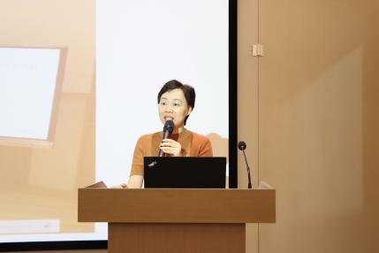 唐晓蓉校长