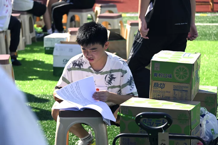 41fe8a8417c7432284d0d232e7a3f93f