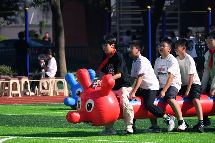 90d5139c37a64ebd89aa8156ed8d06de