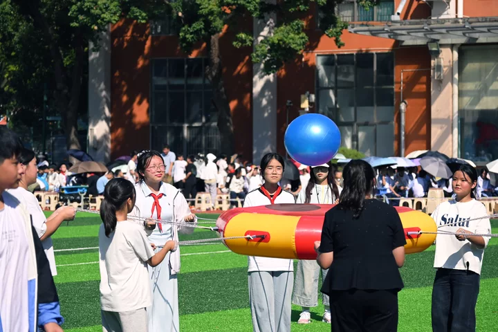 7400f21d0b9c437e8a530fe5f38186b0