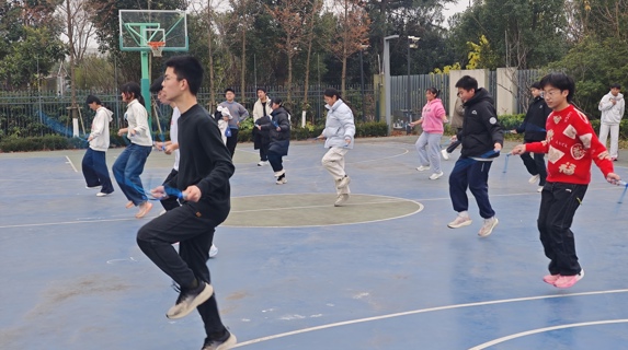 【行舟风采】青春无畏，冬日“竞”彩——碧波中学第四届体育文化节暨冬季三项比赛